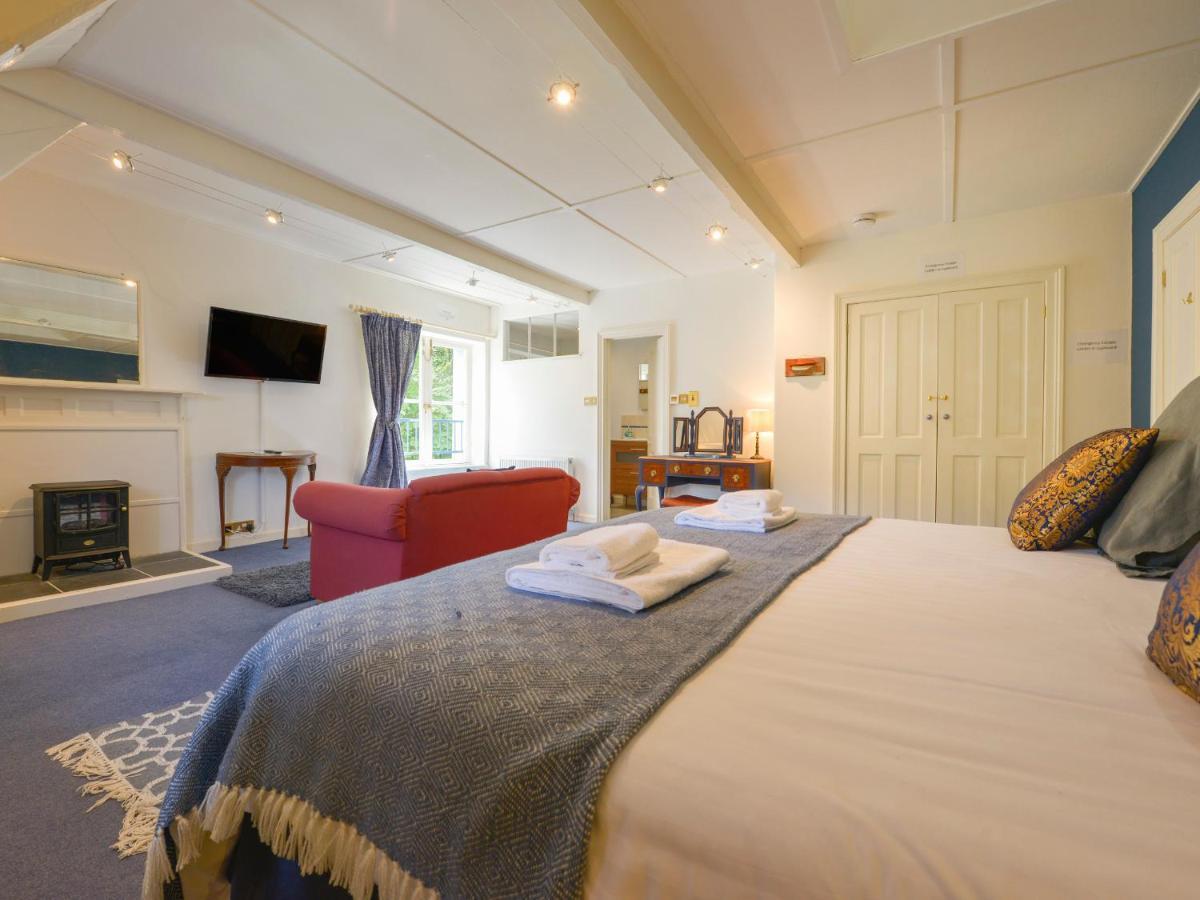Woodlands Villa ดาร์ตมัธ ภายนอก รูปภาพ